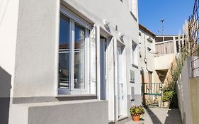 2 Bedroom House And Garden Lounge
